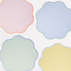 Wavy Round Springtime Paper Placemats 12pk.