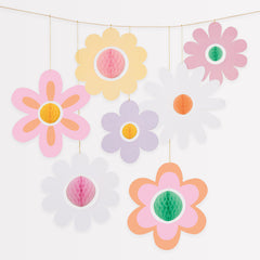 Groovy Flower Hanging Decorations - Pretty Day